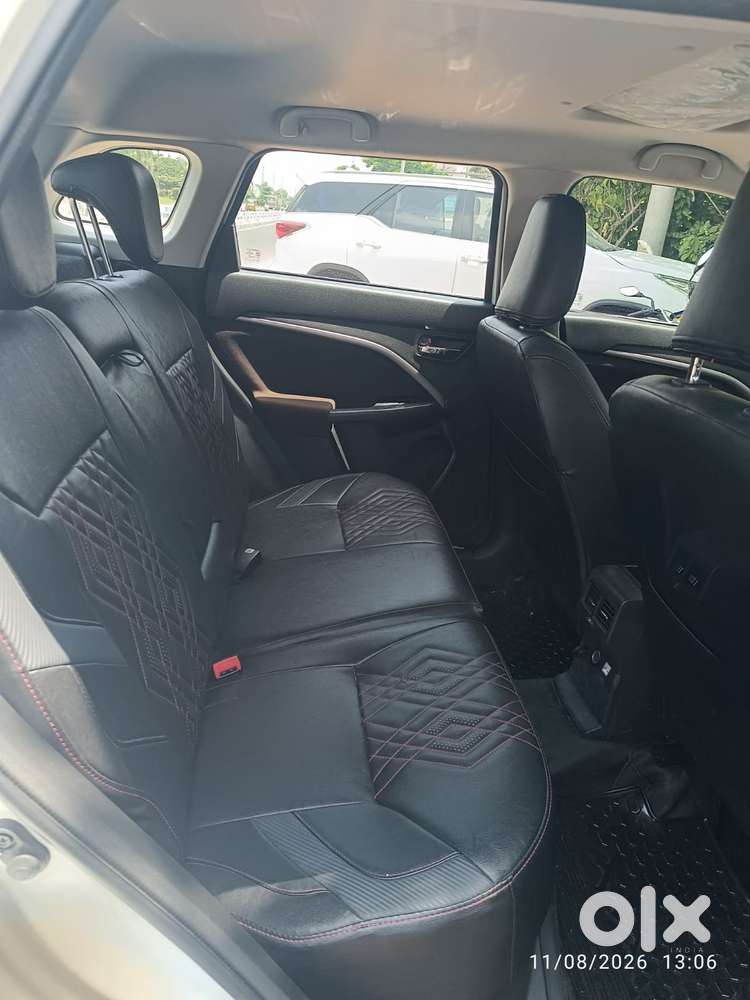 Maruti Suzuki Brezza 1.5 Zxi Smart Hybrid, 2023, Petrol