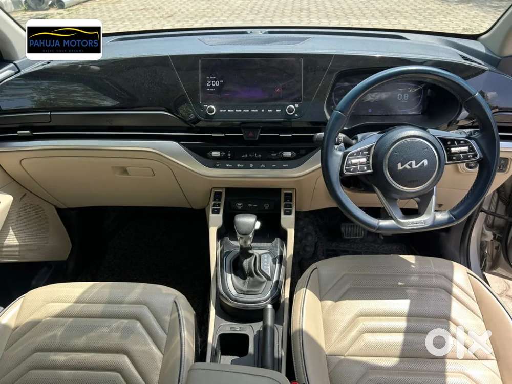 Kia Carens 1.4 Luxury Plus Dct 7 Str, 2023, Petrol