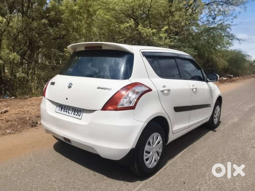 Maruti Suzuki Swift Vxi With Abs, 2016, Petrol