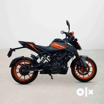 Ktm 200 duke discount white