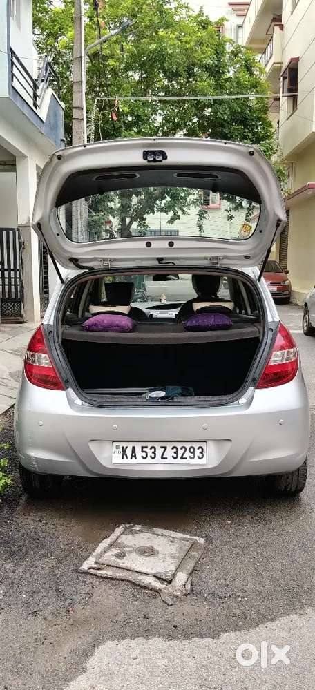 Top End , Primium Hatchback,