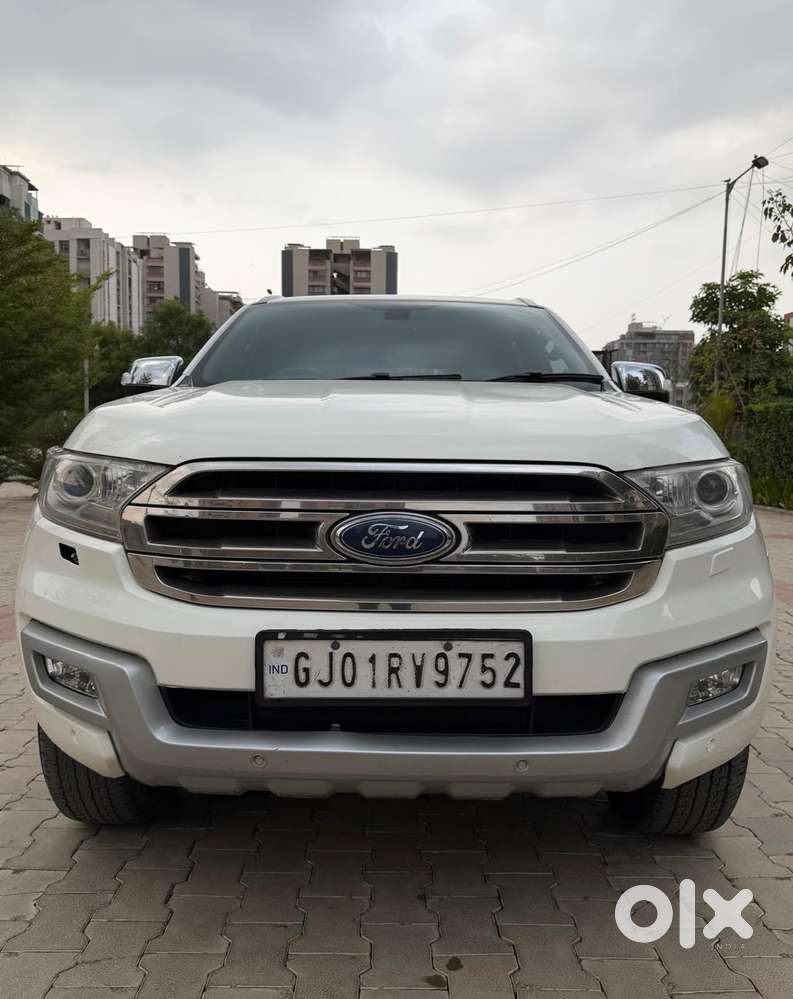 Ford Endeavour 3.2 Titanium At 4x4, 2016, Diesel