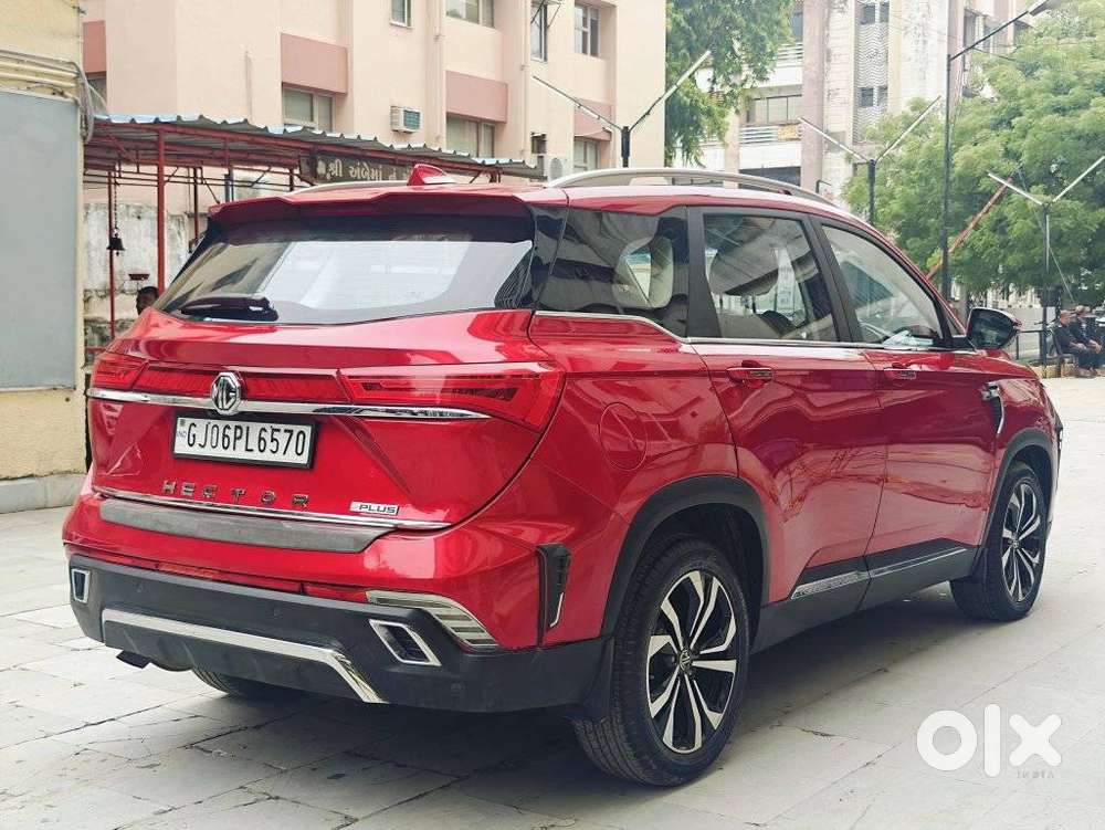 Mg Hector Plus Sharp Pro 1.5 Turbo Petrol Cvt 7 Str, 2023, Petrol