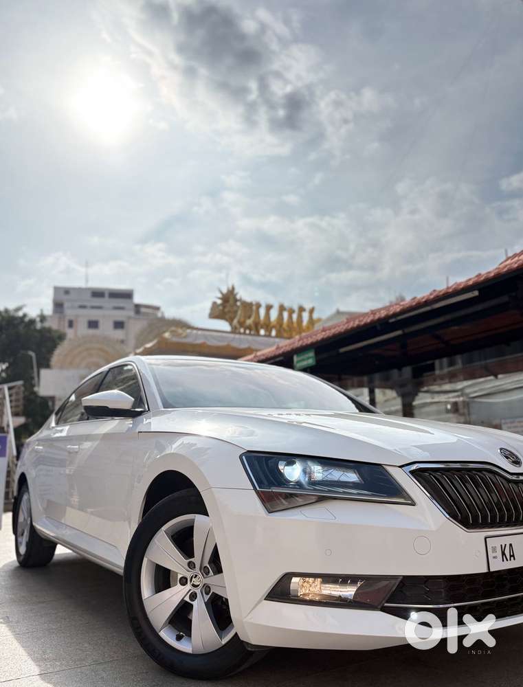 Skoda Superb Style 1.8 Tsi Mt, 2016, Petrol