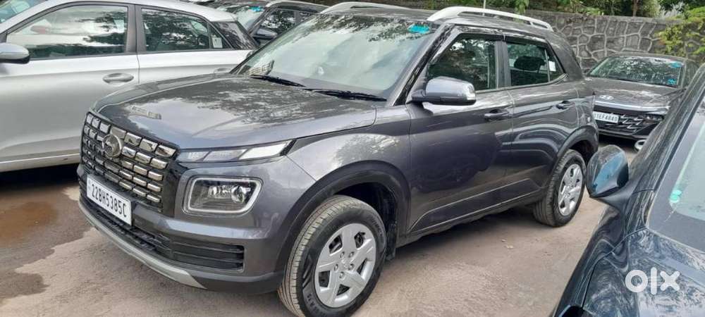 Hyundai Venue Sx 1.2 Petrol Mt 2022  Excellent Condition