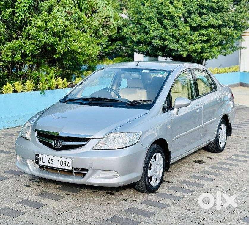 Honda City Zx Cvt Anniversary Edition, 2006, Petrol