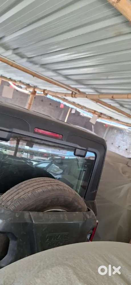 Mahindra Thar Roxx Petrol 2026