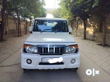 Mahindra bolero zlx top best sale model price