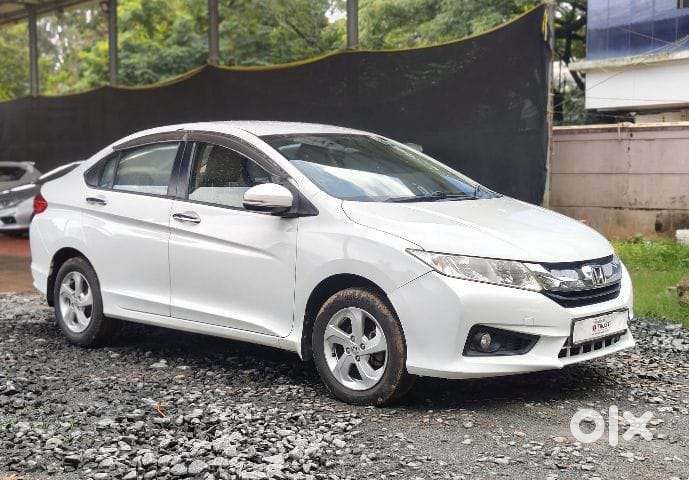 Honda City V Mt, 2016, Petrol