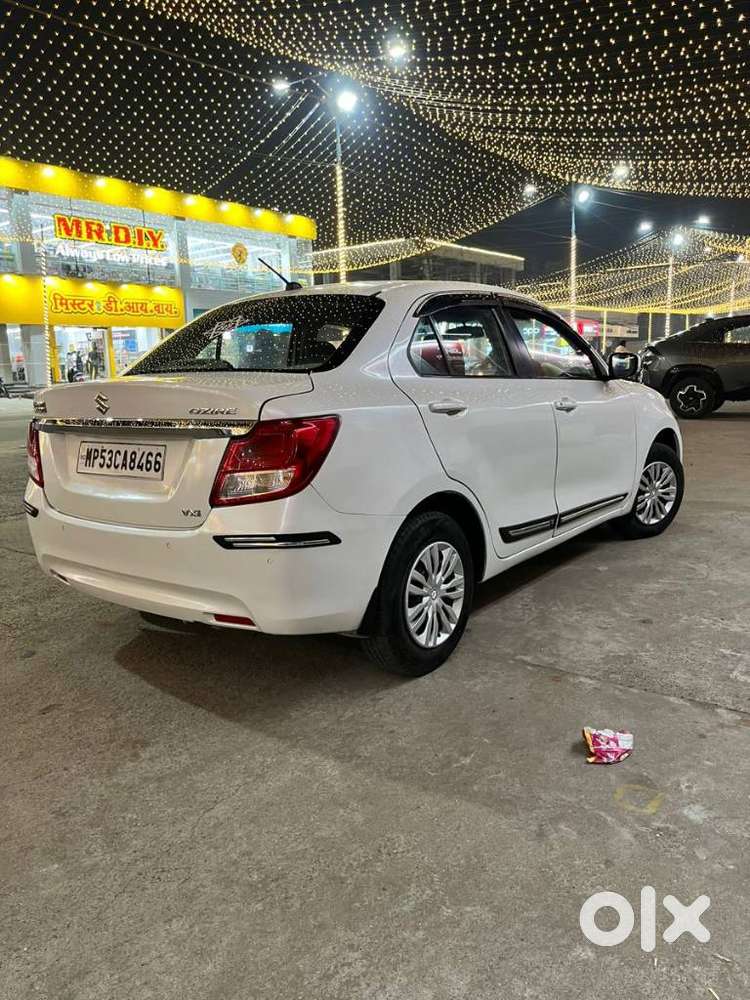 Maruti Suzuki Swift Dzire Vxi(o) Mt, 2022, Petrol
