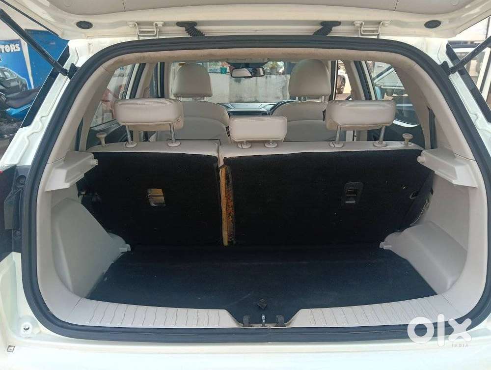 Mahindra Xuv300 W8 Option Diesel, 2021, Diesel