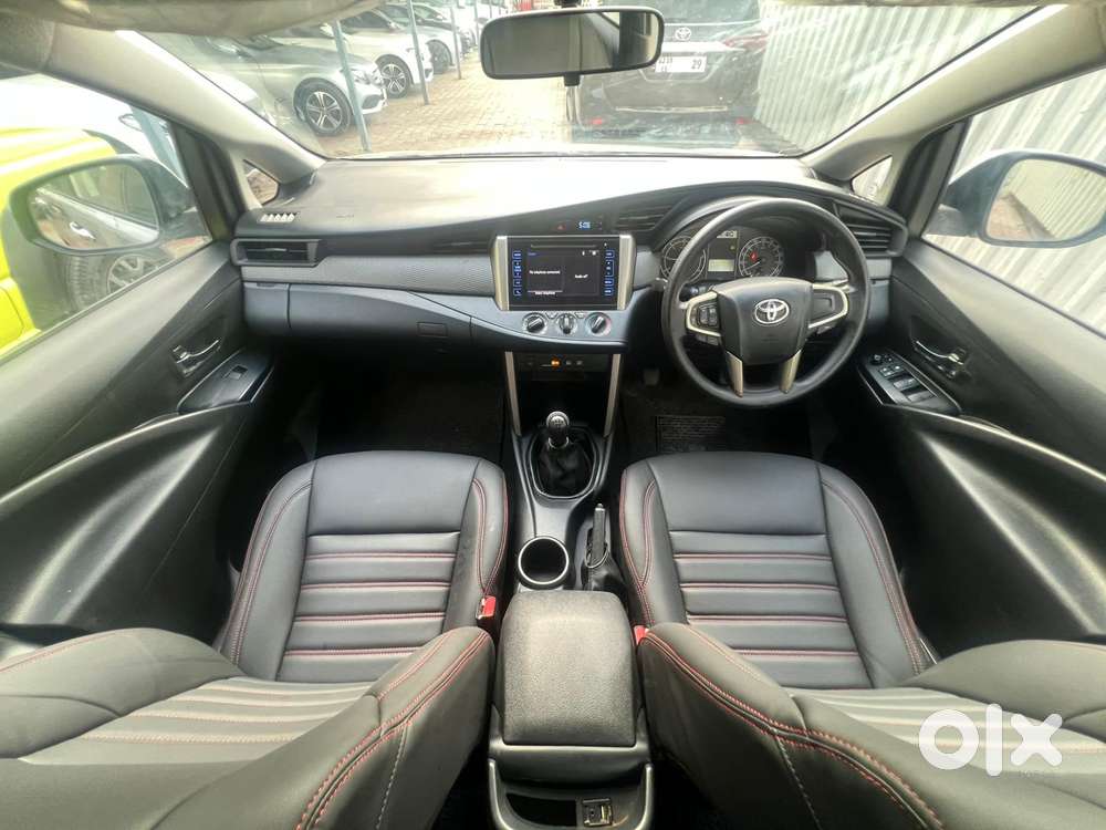 Toyota Innova Crysta 2.4 G Mt 7 Str, 2019, Diesel