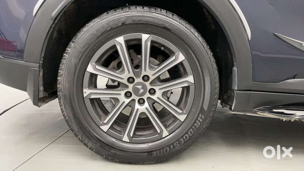 Mahindra Xuv700 2.2 Ax 7 Diesel At Luxury Pack Str, 2022, Diesel