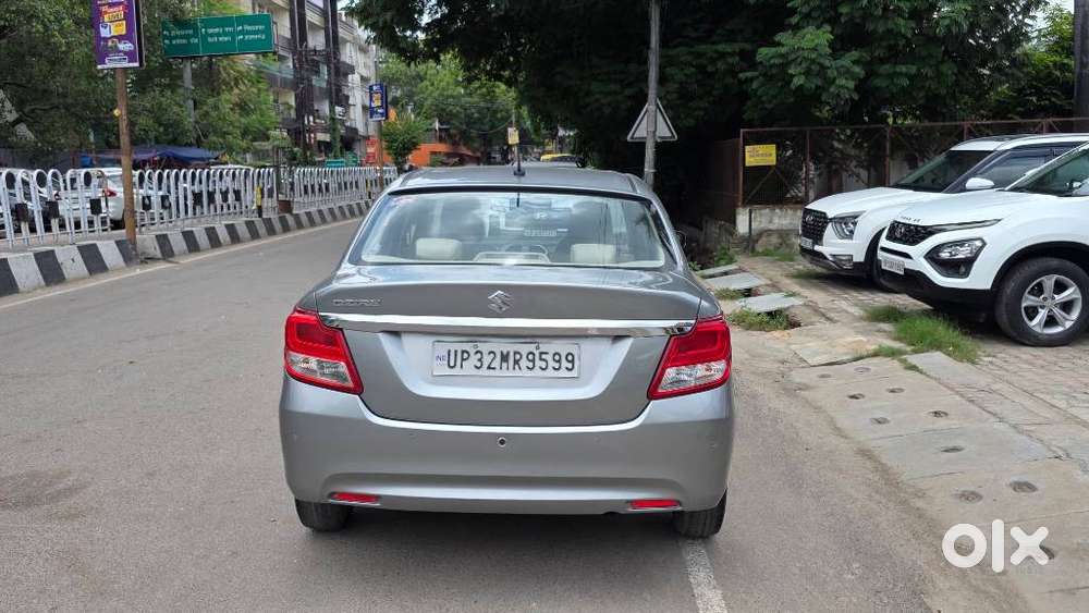 Maruti Suzuki Dzire 1.2 Vxi, 2022, Petrol