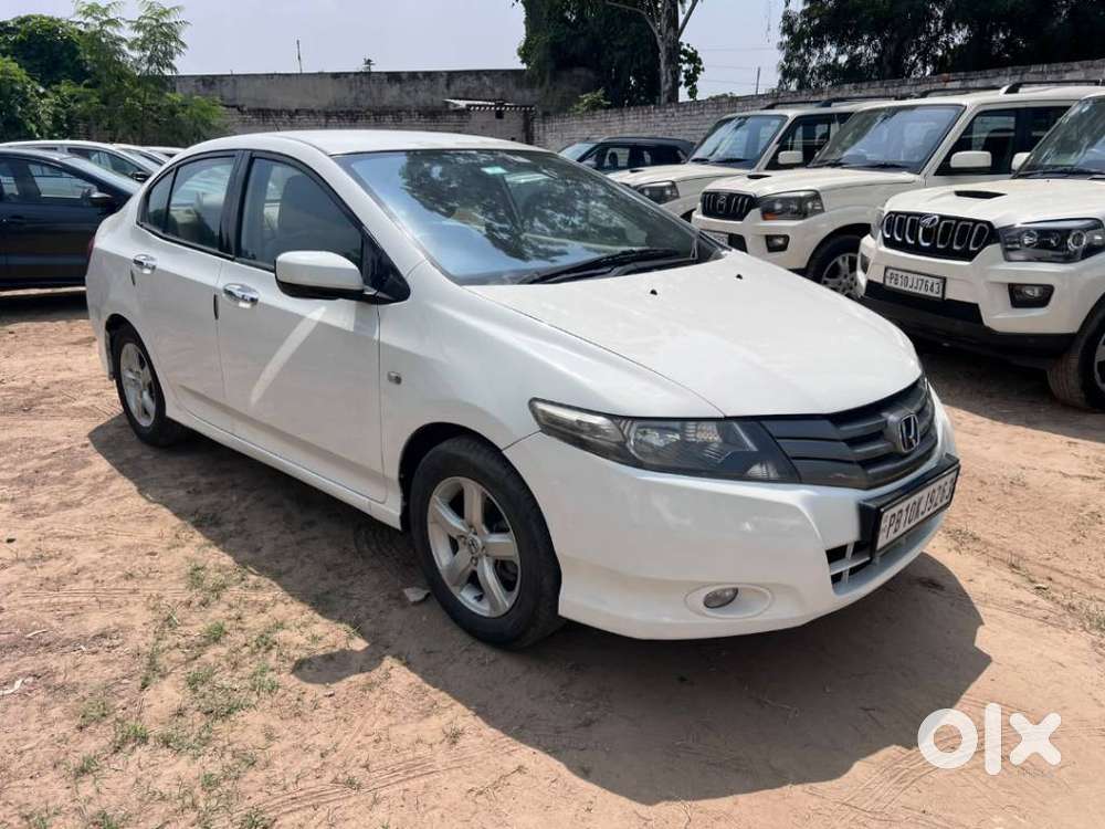 Honda City V At Exclusive, 2011, Petrol