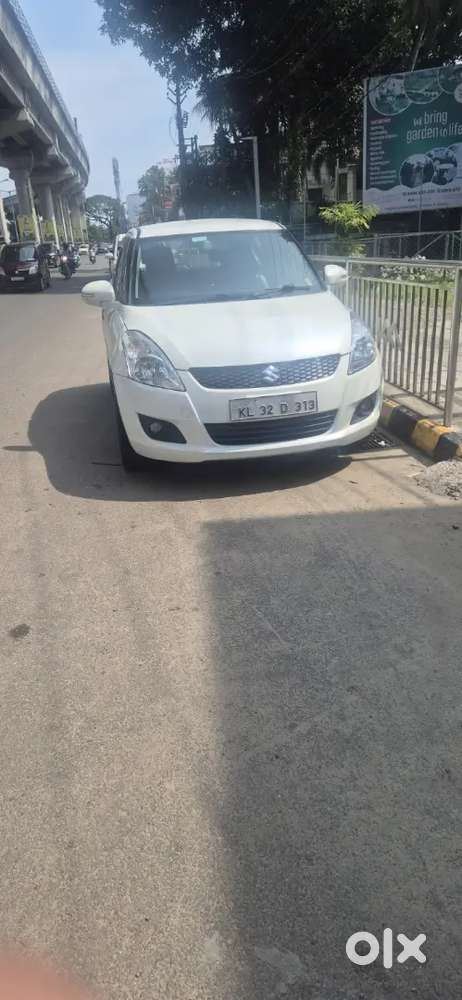 Urgent Sale, Moving Abroad, Maruti Suzuki Swift 2011 Diesel Manual