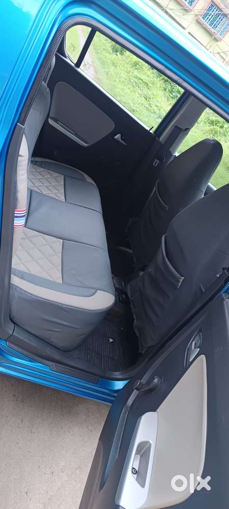 Maruti Suzuki Alto K10 1.0 Vxi, 2017, Petrol