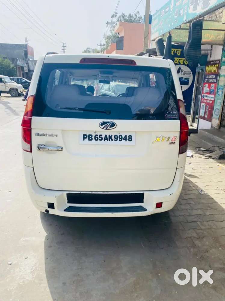 Mahindra Xylo 2012