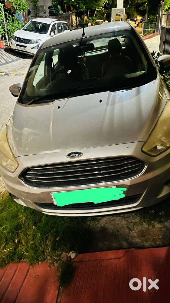Ford Aspire Titanium Blu 2018