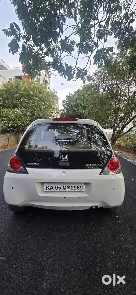 Honda Brio 2012 Petrol Well Maintained