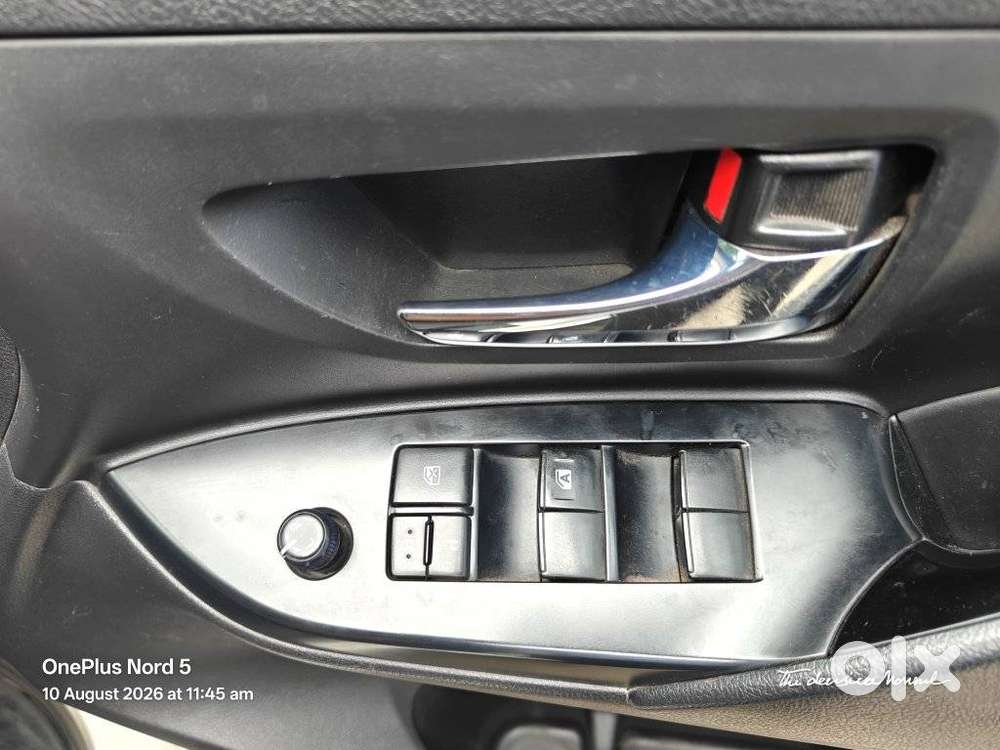 Toyota Innova Crysta 2.4 G Mt 8s, 2017, Diesel