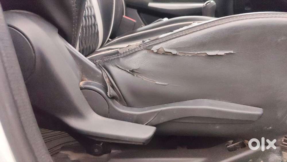 Maruti Suzuki Swift 2018 Zxi, 2019, Petrol