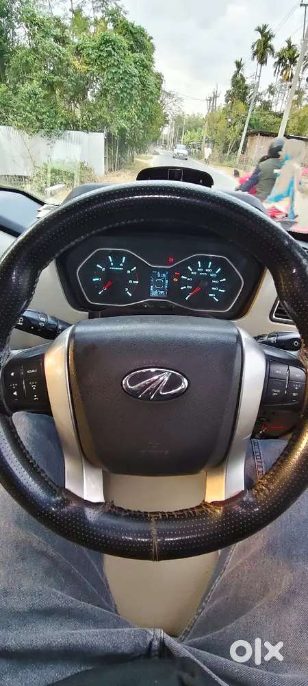 Mahindra Scorpio 2.2 S10 2015