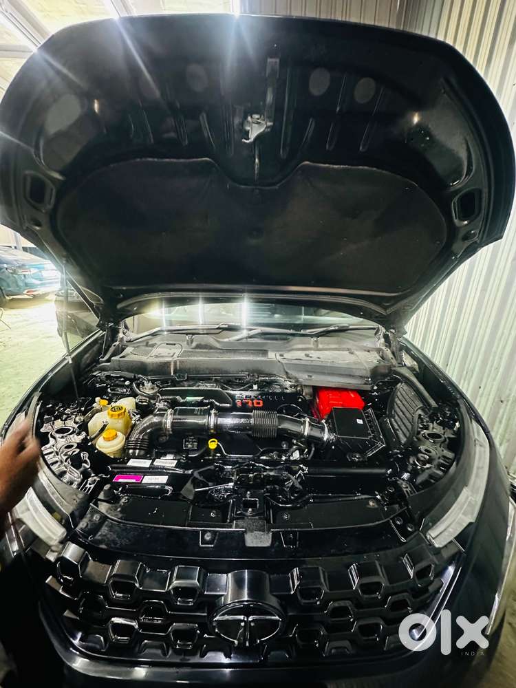Dark Edition Tata Harrier Xt Plus Limited Black Offer - 16lakhs