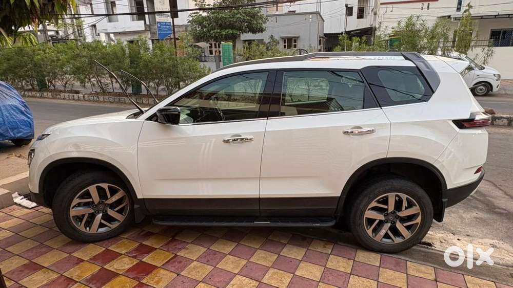 Brand New Condition, Top Model, Only 12800 Km Running,