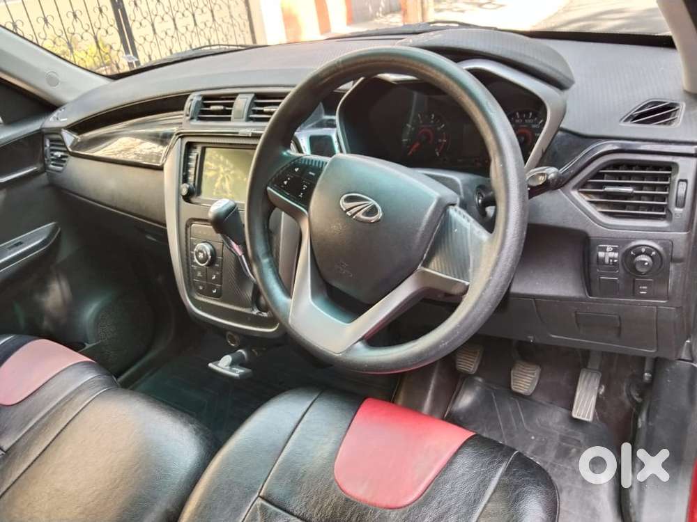 Mahindra Kuv 100 2016-2017 Mfalcon G80 K8 Dual Tone, 2017, Petrol