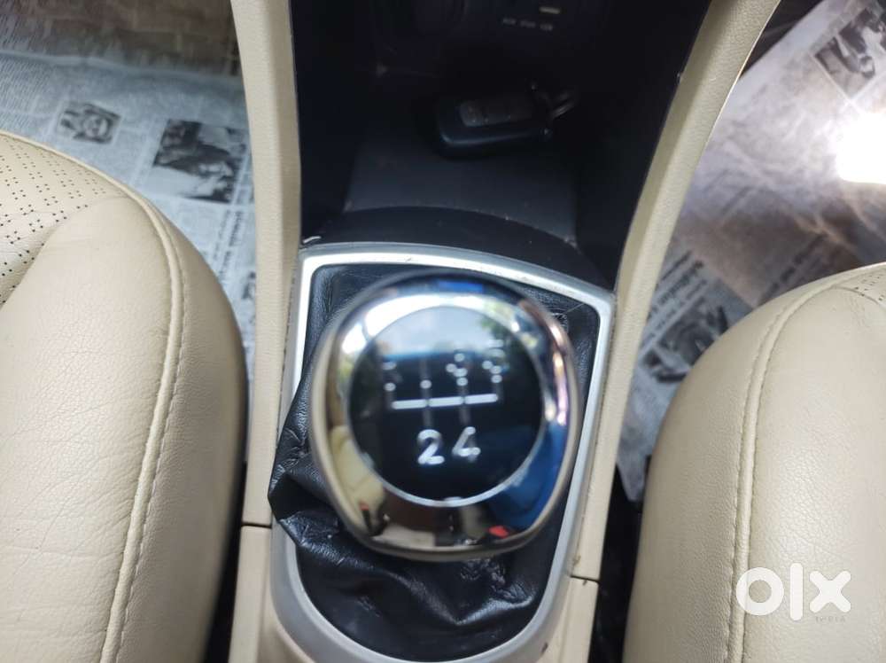 Hyundai Fluidic Verna 1.6 Vtvt Sx, 2013, Petrol