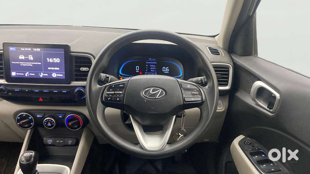 Hyundai Venue [2022-ongoing] 1.2 S, 2023, Petrol