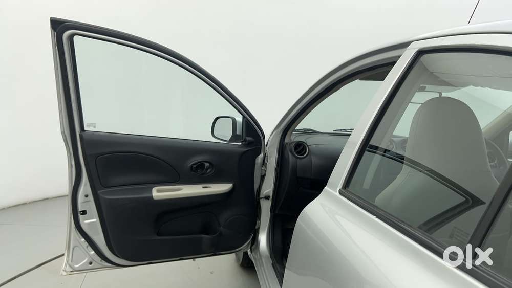 Nissan Micra Active Xv, 2016, Petrol