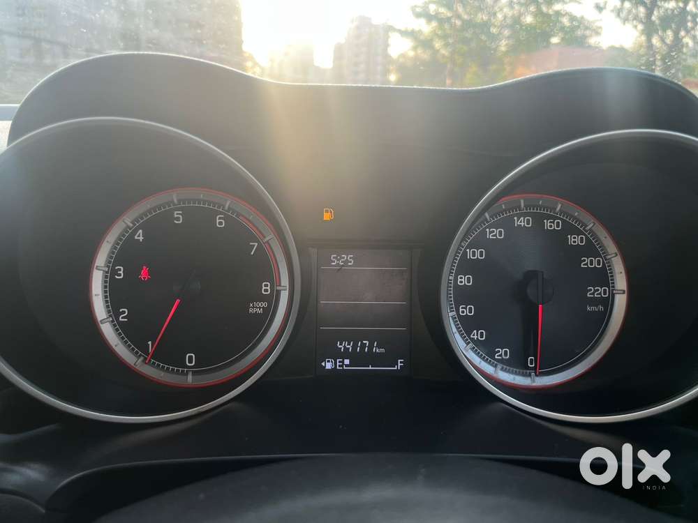 Maruti Suzuki Swift 1.2 Vxi (o), 2022, Petrol