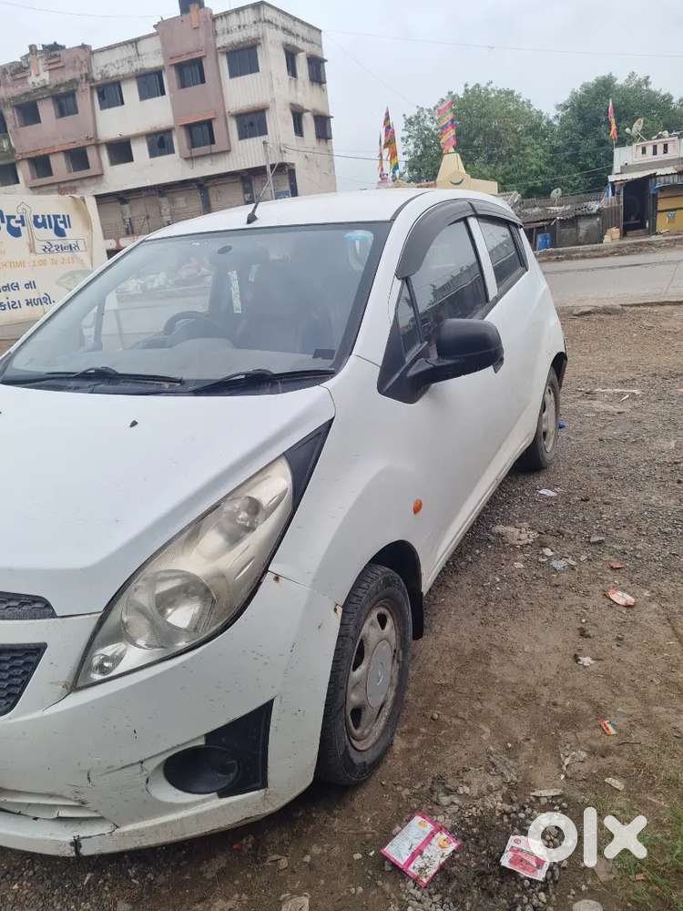 Chevrolet Beat Petrol 2012