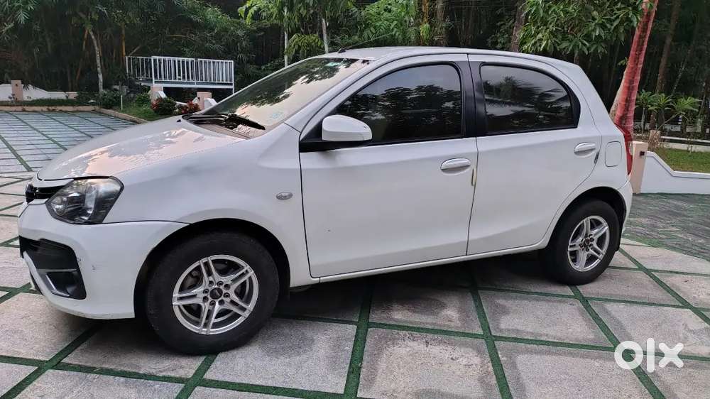 Toyota Etios Liva 2016 Petrol Singleowner