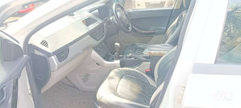 Tata Nexon 1.2 Revotron Xm (s), 2019, Petrol