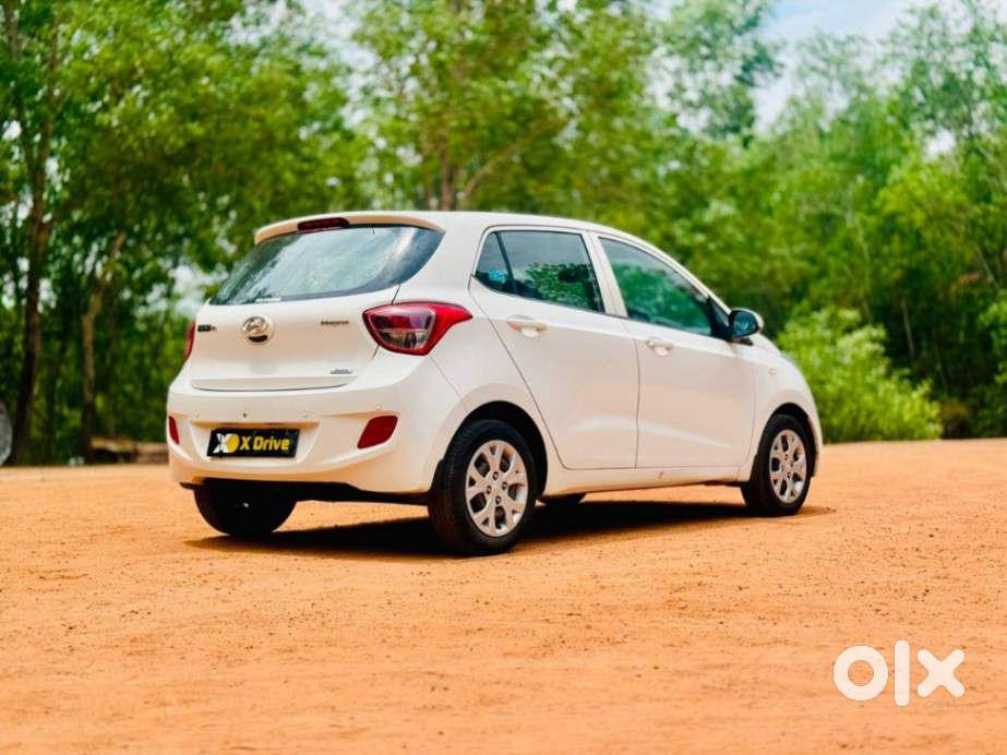 Hyundai Grand I10 2016-2017 Magna At, 2016, Petrol