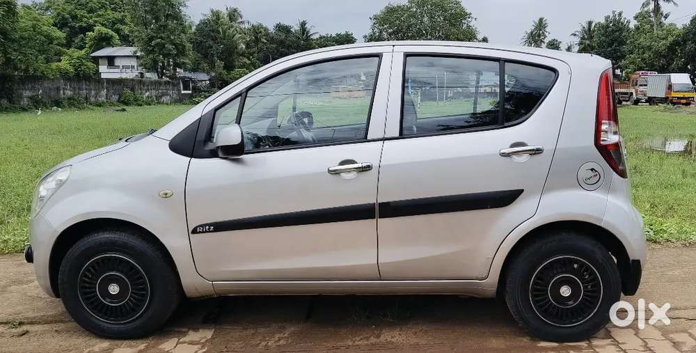 Maruti Suzuki Ritz Lxi, Bsiv,2012,petrol,second Owner