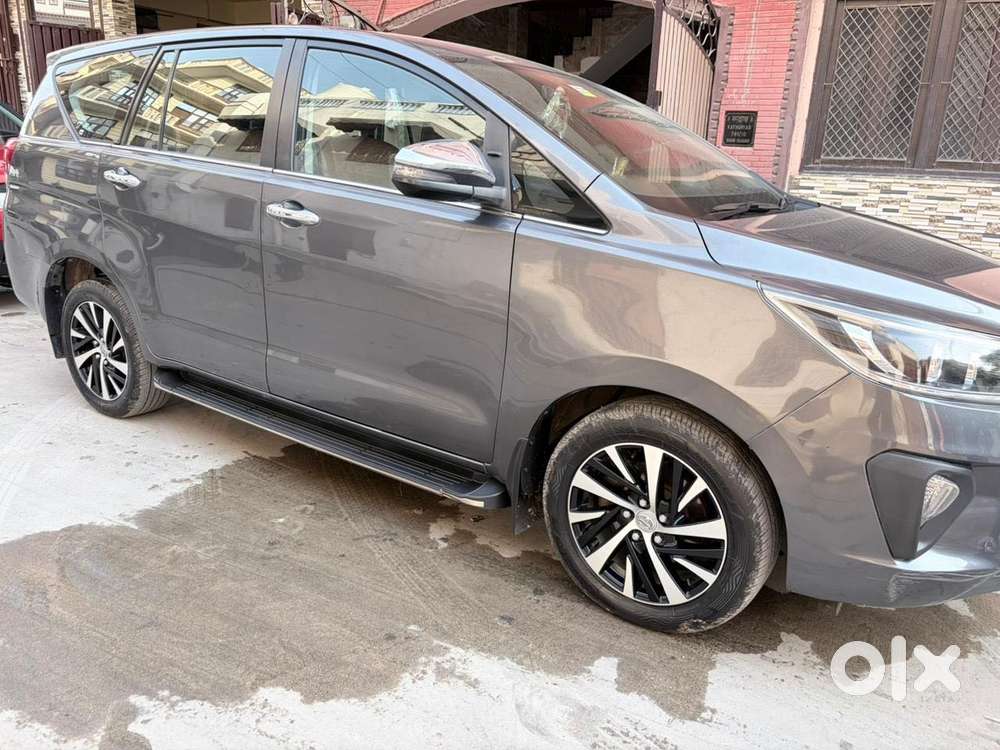 Toyota Innova Crysta 2.4 Z 7 Str, 2022, Diesel