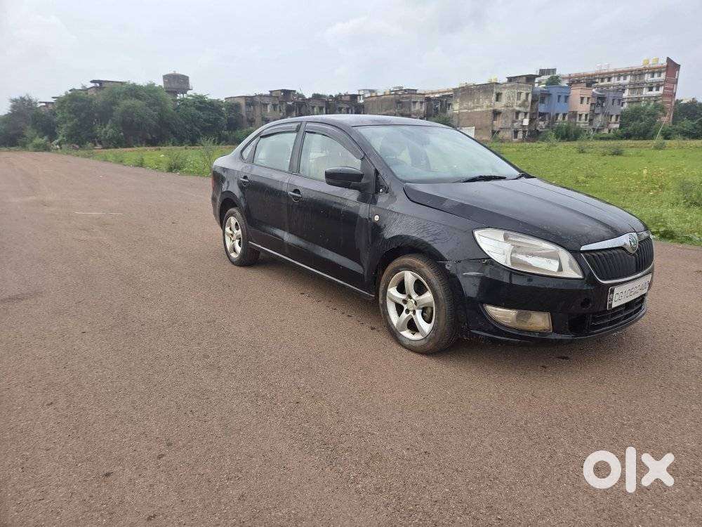 Skoda Rapid 1.5 Tdi At Elegance, 2012, Diesel
