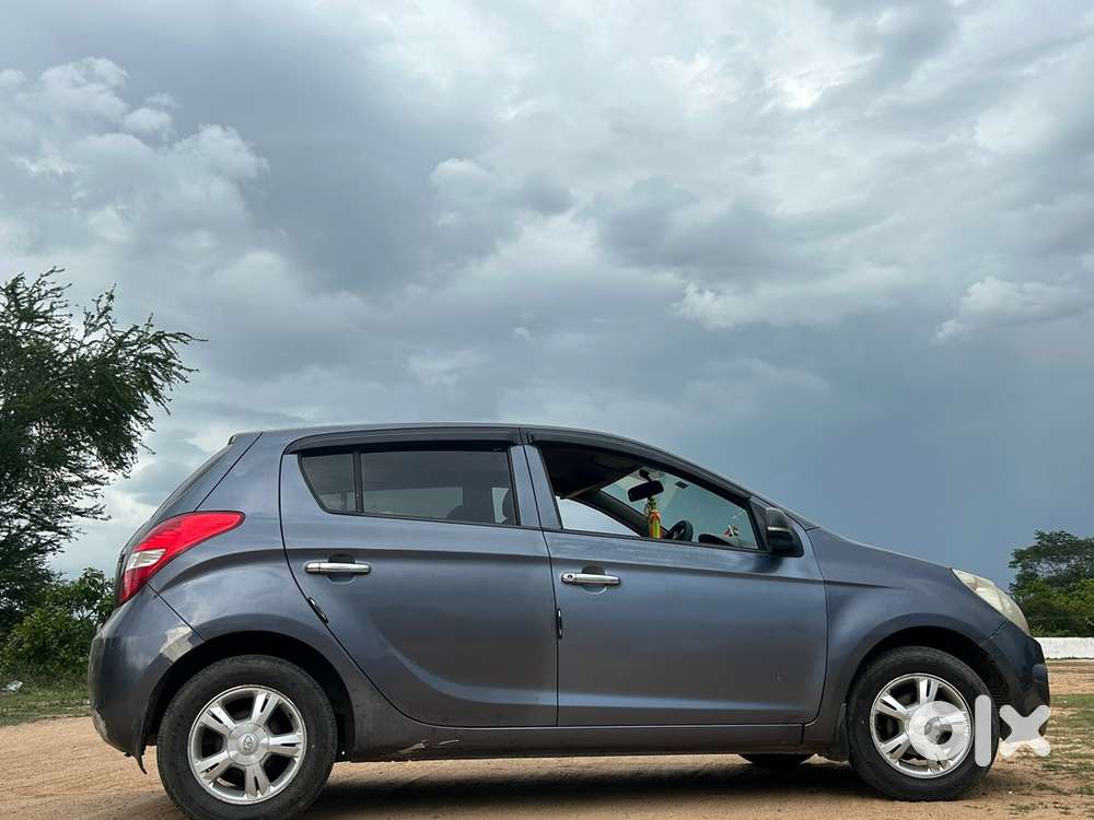 Hyundai Car Manual 2011 Year
