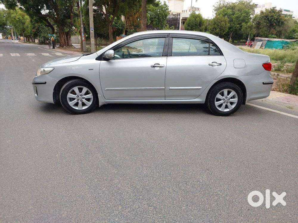 Toyota Corolla Altis G, 2013, Petrol