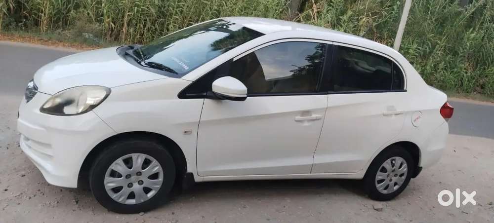 Honda Amaze 2016 Petrol Well Maintained