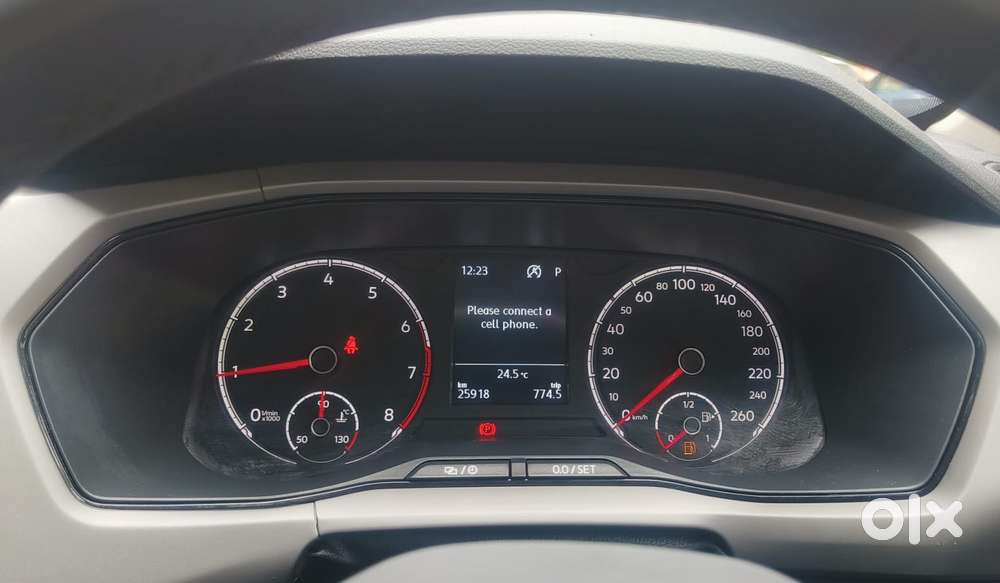 Volkswagen Taigun 1.0 Tsi Highline At, 2024, Petrol