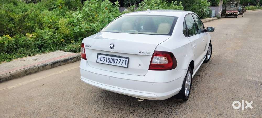 Skoda Rapid 2017 Petrol 67000 Km Driven
