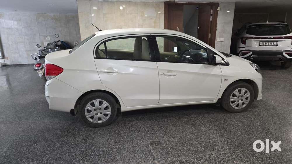 2016 Honda Amaze Petrol Immaculate Condiruon