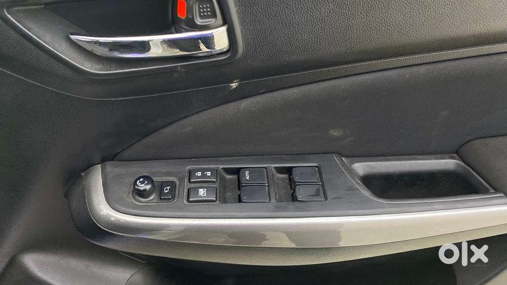 Maruti Suzuki Swift 2018 Zxi, 2018, Petrol