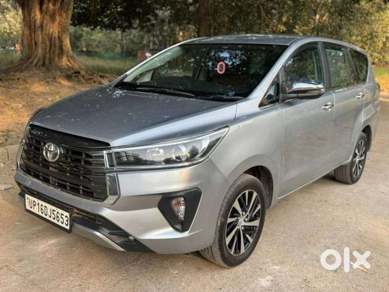 Toyota Innova Crysta