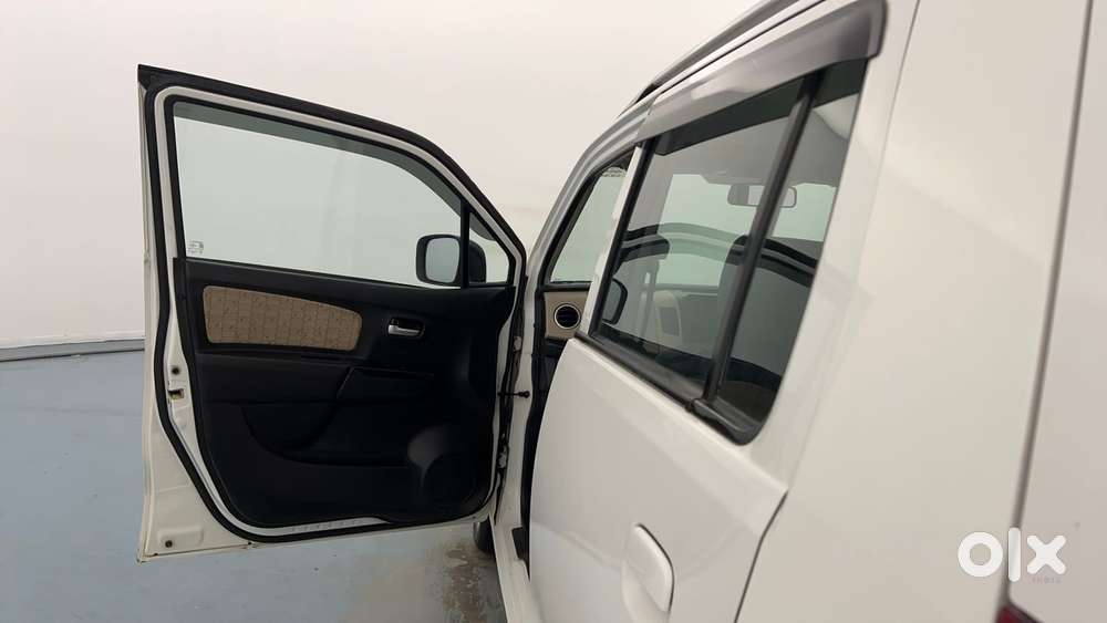 Maruti Suzuki Wagon R 1.0 Vxi Amt, 2018, Petrol
